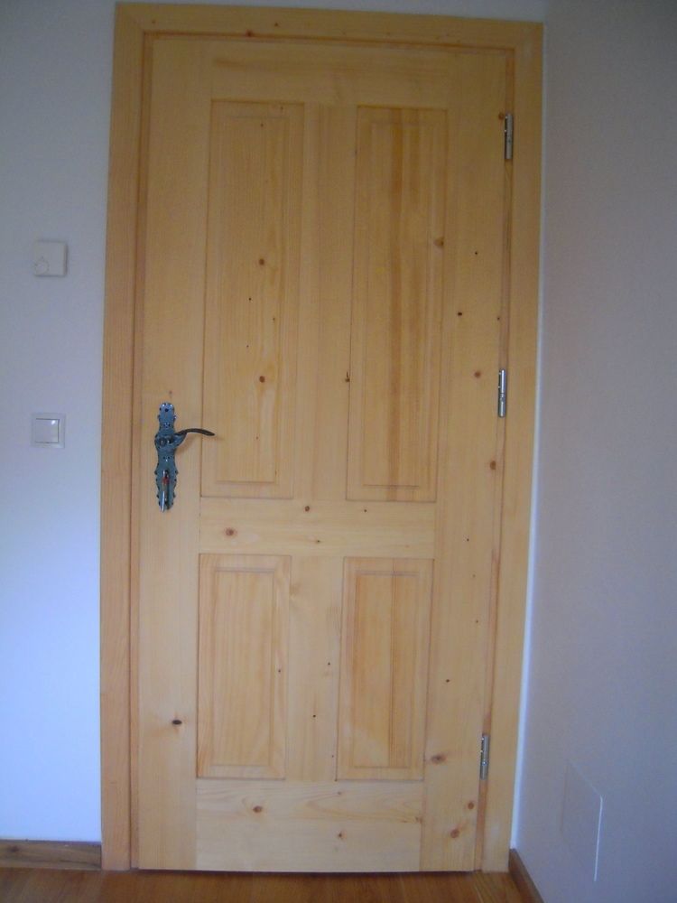 Drzwi tradycyjne klejone warstwowo w 100% z drewna świerkowego stylizowane na styl Alpejski
